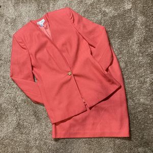 Christopher Size 6 Coral Skirt Suit Career Church Spring Lined Pockets Long EUC